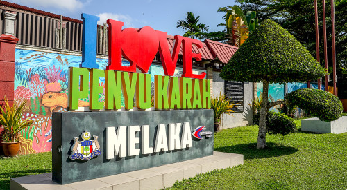 why tourist visit malaysia